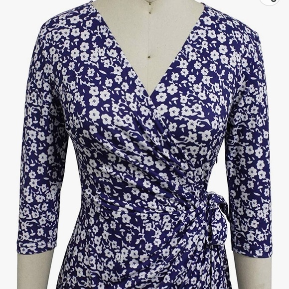 ⭐️berydress 3/4 Sleeve V-Neck Faux Wrap Floral Print Dress⭐️ - Picture 4 of 5